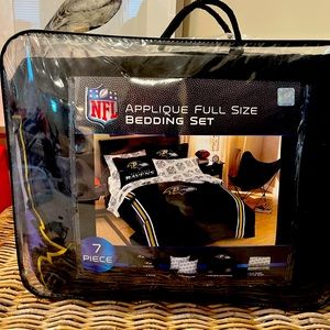 Brand NEW - NFL Ravens Full Size Appliqué Bedding Set